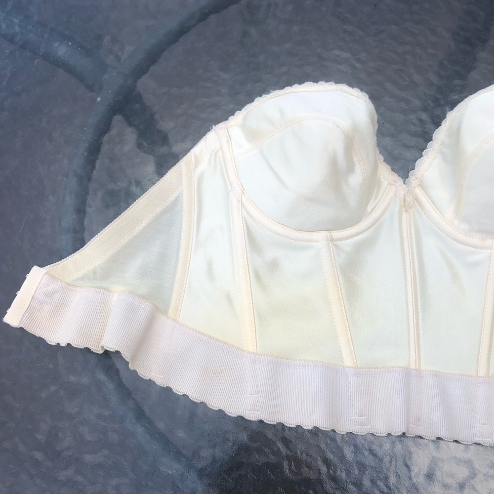 EUC Cream Corset w/ Boning, 36C